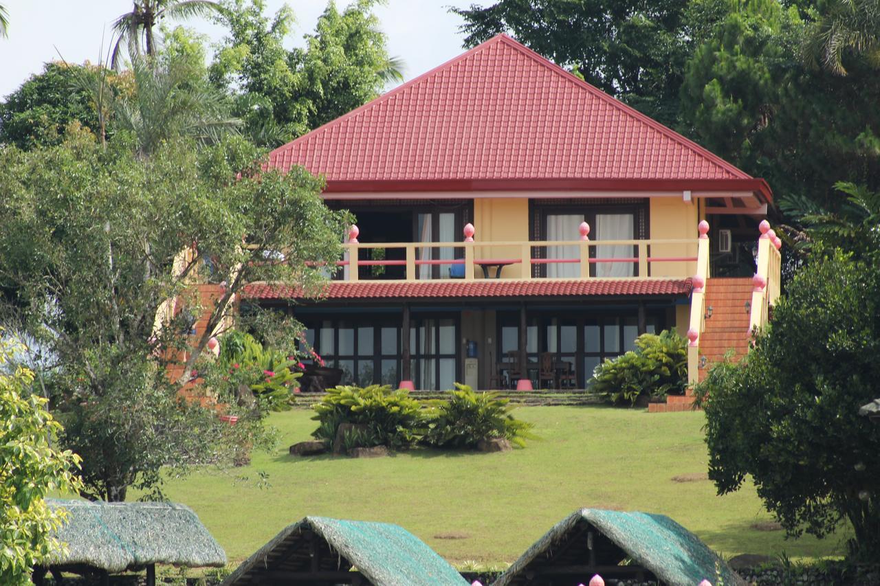 Porta Verde Resort Villas Caliraya Dolores  Exteriör bild