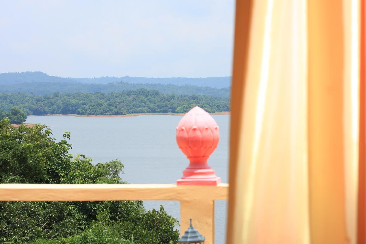 Porta Verde Resort Villas Caliraya Dolores  Exteriör bild
